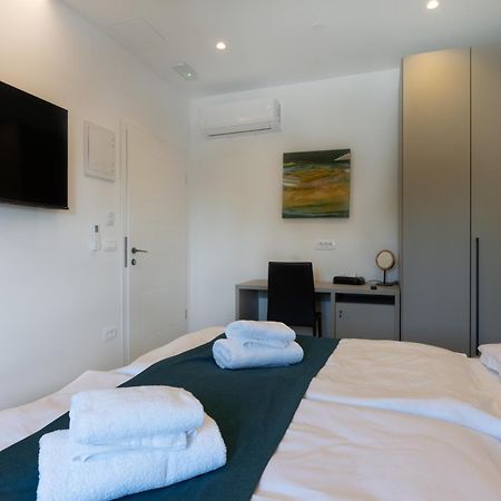 Sonia Rooms Pula Exterior photo